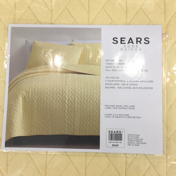 3 PC Quilt Set Queen - Picture 3 of 7